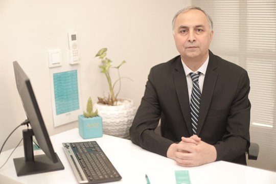 دکتر احمد ابراهیمی