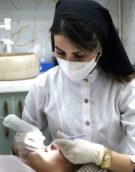 دکتر المیرا نیک صولت